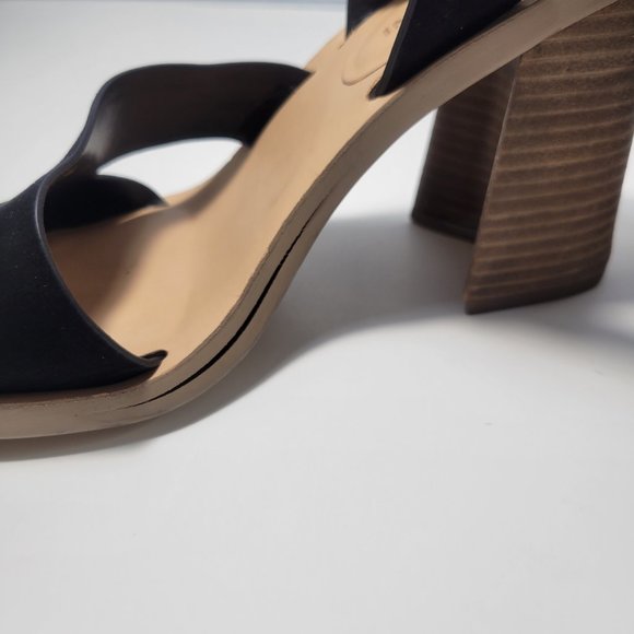 Gianni Bini Marilane Leather Asymmetrical Wooden Block Heels Women's Size 5M - Picture 10 of 11